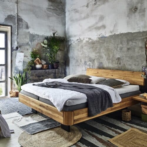 Smooth Oak Snedker Sengeramme i Massiv Egetræ fra Raw Sleep