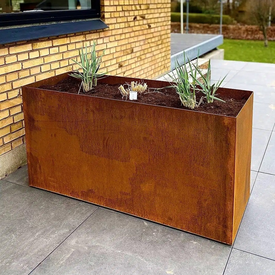 Firkantet højbed på Hjul i 3mm Cortenstål fra Raw Garden | H50cm