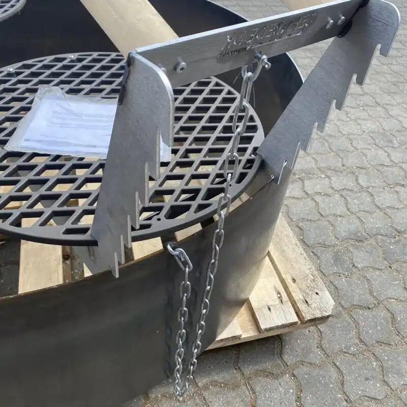 Vandalsikkert Bålsted i 4mm Cortenstål med 2 Bålriste fra Raw Garden | Ø127cm - Billede 3