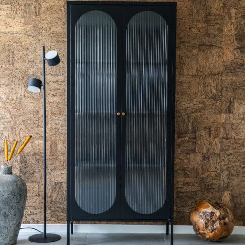 Adelaide Vitrineskab i Sort Stål med 2 riflede glasdøre fra House Nordic | 80x35x180 cm