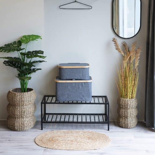 Vita skohylde i sort stål fra House Nordic | 79x34 cm - OUTLET