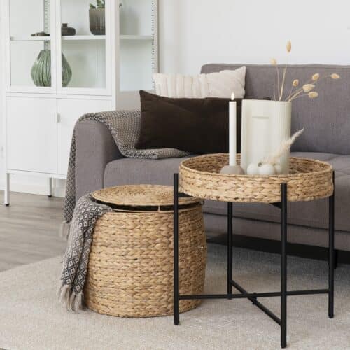 Naro hjørnebord i sort stål og vandhyacinth fra House Nordic | H48,5 Ø50 cm