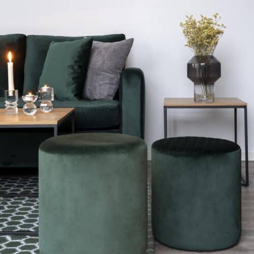 Vita hjørnebord i sort stål med egetræslook spånplade fra House Nordic | H45 x45 x45 cm