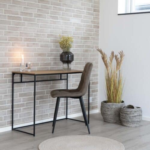 Vita skrivebord i sort stål med egetræslook spånplade fra House Nordic | 100 x45 x75 cm