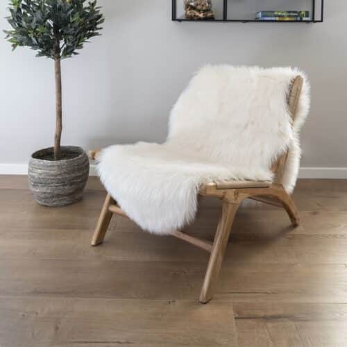 Lammeskindshynde i imiteret hvid polyester Fra House Nordic | 60x180