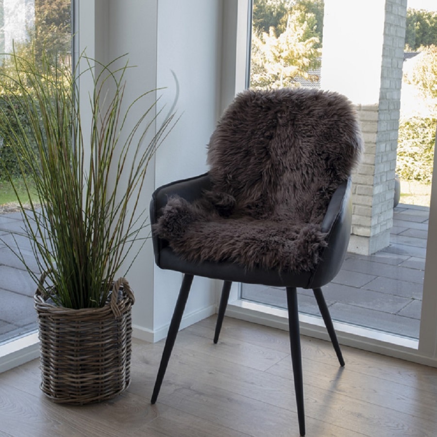 Lammeskind i ægte Brun uld Fra House Nordic | 50x85 cm