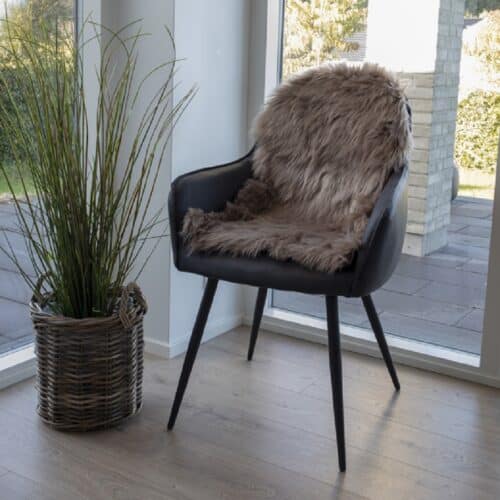Lammeskind i imiteret lysebrun polyester Fra House Nordic | 50x85
