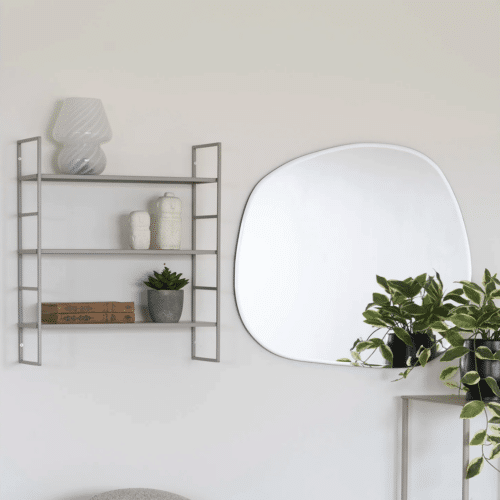 Beja Væghylde i Sandfarvet Stål Fra House Nordic | 3 hylder - 48x17x55 cm