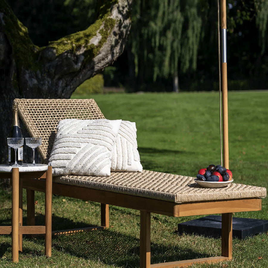 Derby Solseng i Naturfarvet Teak/Polyrattan fra House Nordic | L190xB65xH38cm