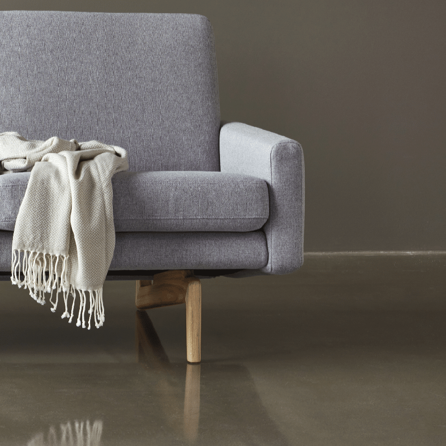 K200 Lænestol / Loungestol med Egetræsben fra Kragelund / Scandinavian Upholstery | Flere Farver - Billede 2