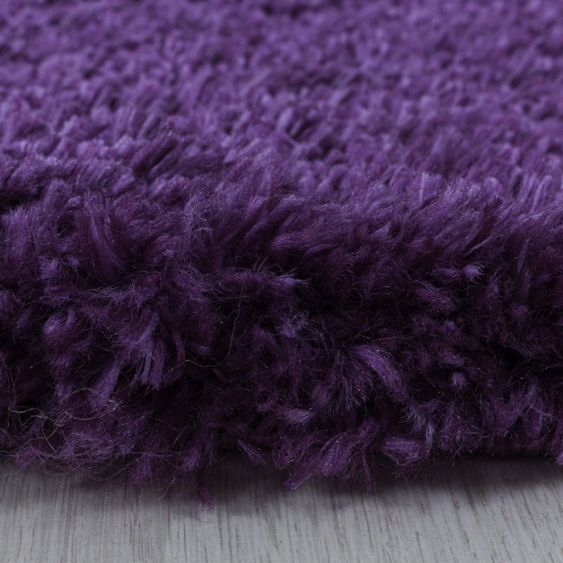 Louisa Ensfarvet Gulvtæppe i Lilla fra Rugs by Uniquebeds Home & Living | Flere Størrelser i Firkantet & Rund - Billede 5
