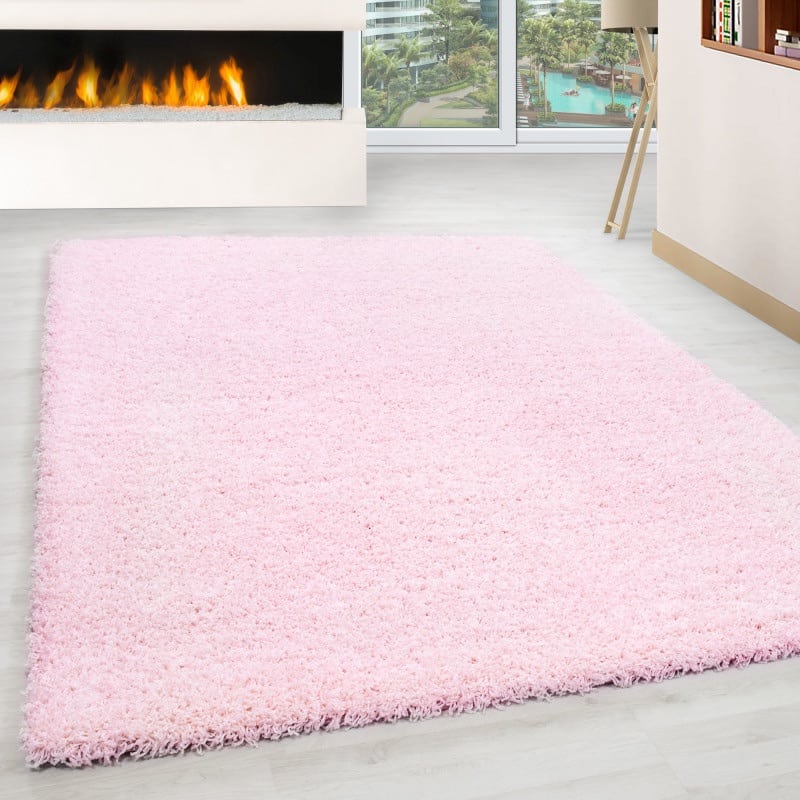 Luna Ensfarvet Fluffy Gulvtæppe i Pink fra Rugs by Uniquebeds Home & Living | Flere Størrelser i Firkantet & Rund