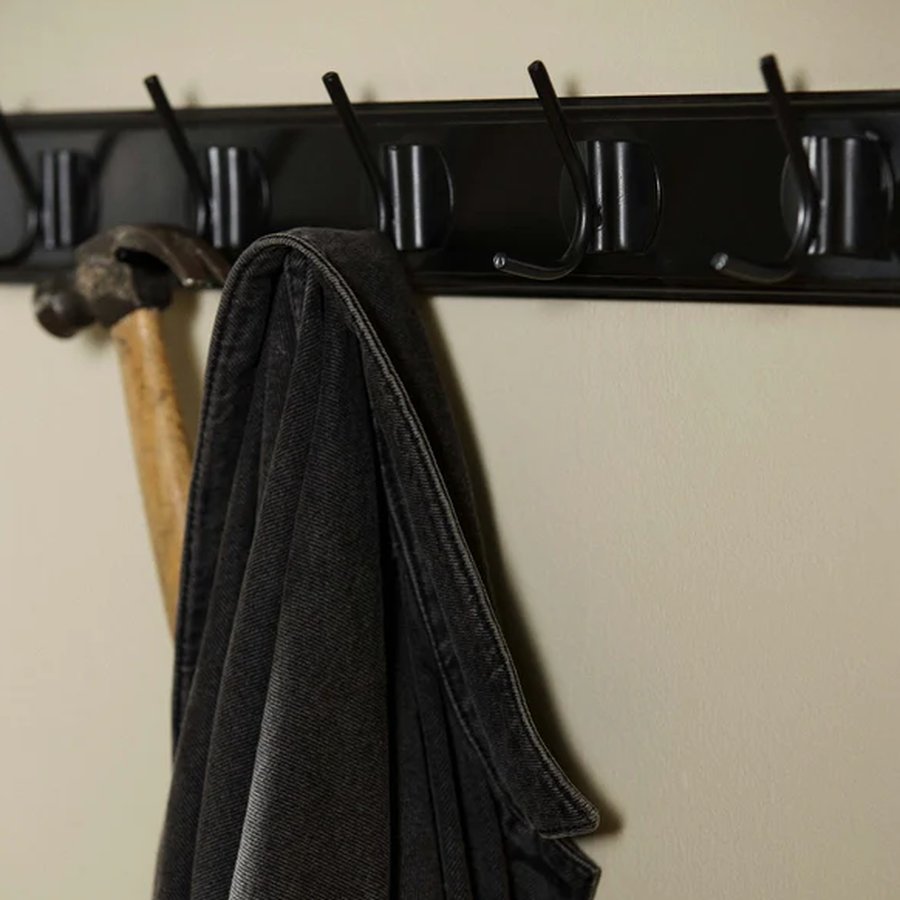 EDGY Knagerække i Sort MDF med Sorte Knager fra Nordal | 3/6/8 Knager | 30/60/90x7x6,5 cm hos uniquebeds, home & living - Billede 8